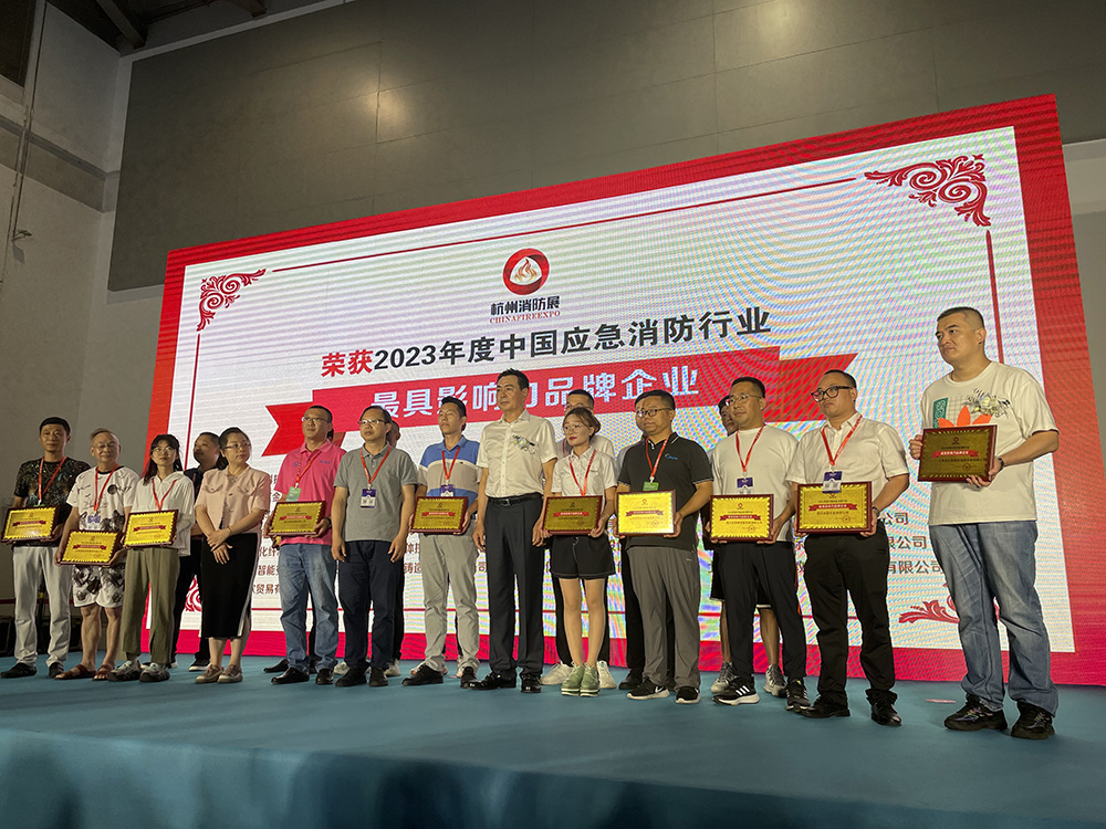 极品人妻VIDEOSSS人妻