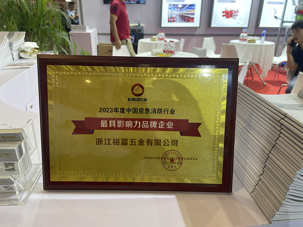 极品人妻VIDEOSSS人妻